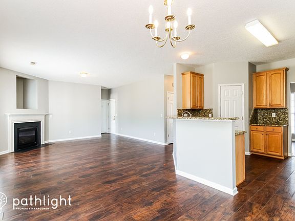 5th image of 2407 Lannigan Dr