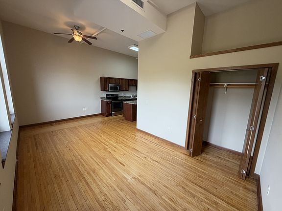 3rd image of 214 S Kline St #31