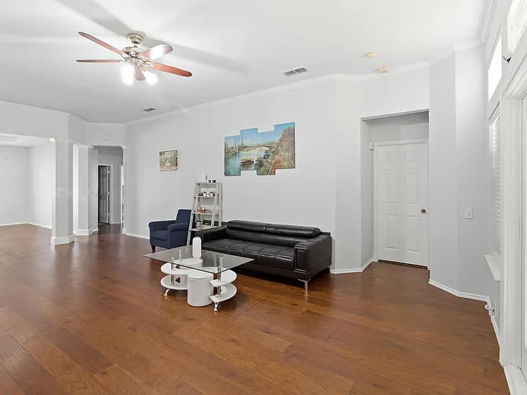 2707 Rocky Creek Dr — Photo 11