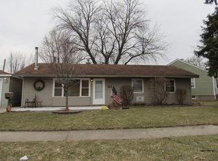 3043 Maple Dr, Highland, IN 46322