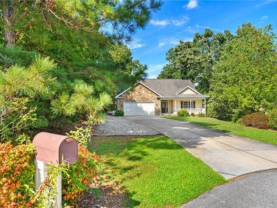 307 Willow Brook Ln, Seneca, SC, 29678