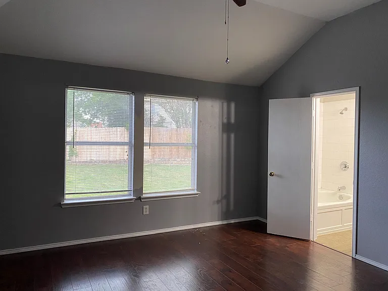 5622 Hunters Bend Ln — Photo 19