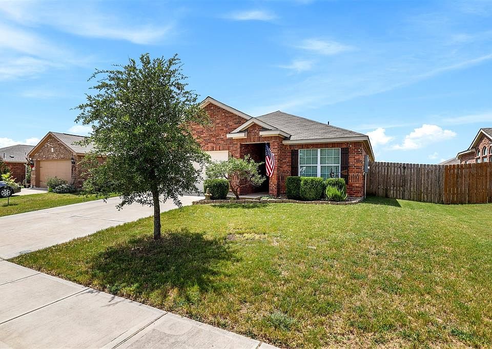 1st image of 120 Kincaid Dr