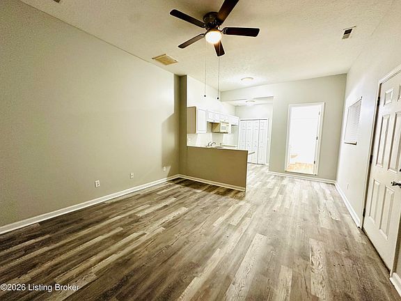 2nd image of 421 S 27th St
