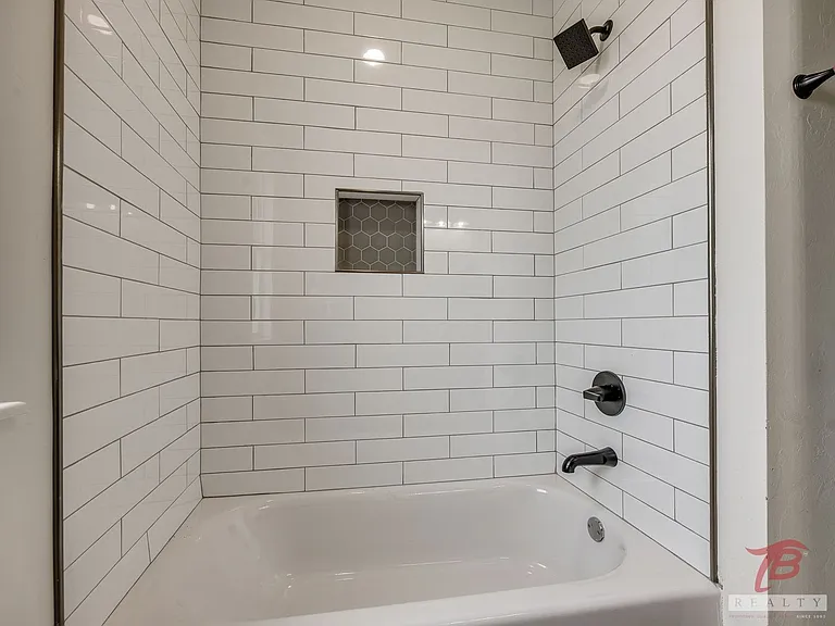 1321 Chisholm Trail Ln — Photo 25