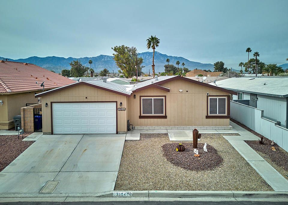 1st image of 33541 Les Rd