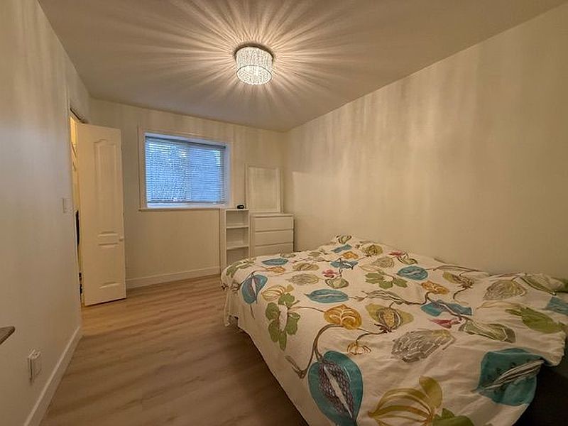 North Vancouver Apartment for rent - 2 Bedrooms — photo 13
