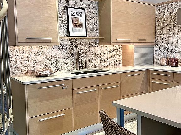 Rift-Cut Oak, aluminum legs