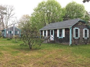 1 Alpine Ave, Oak Bluffs, MA 02557
