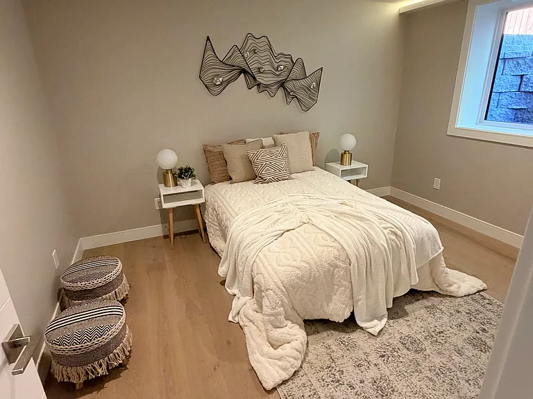 4305 NE 26th Pl — Photo 7