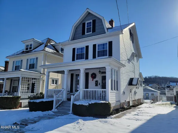 631 W 16th St, Tyrone, PA 16686