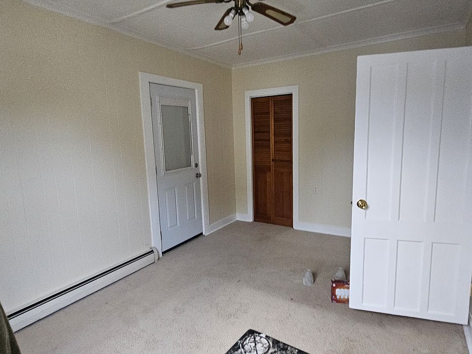 2nd image of 82 Delafield St APT 2