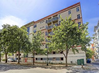 711 W 26th St APT 403, Austin, TX 78705