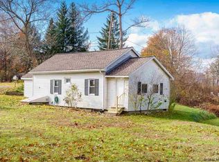 10 Lee Ave, Guilderland, NY 12159