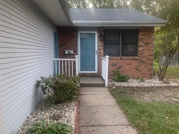 505 Lanahan Dr #A, Troy, IL 62294