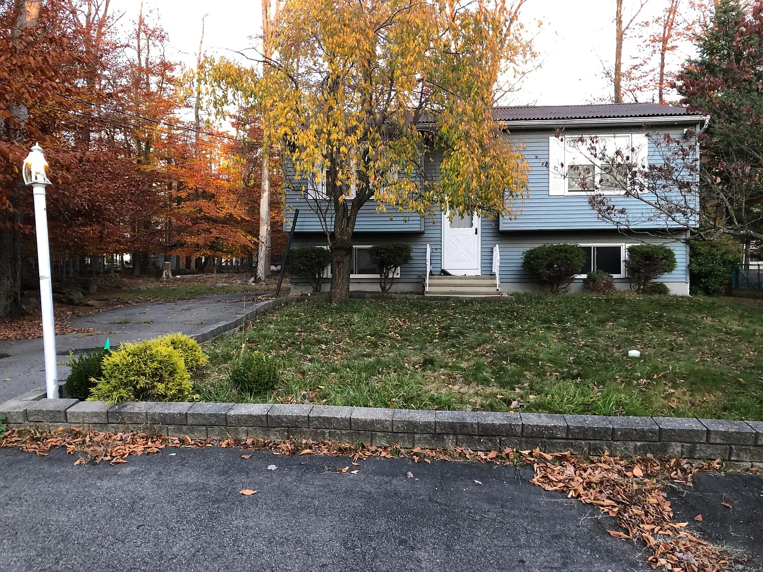 7491 Cottage Ln photo 1