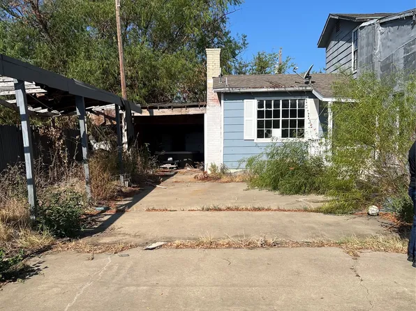 1279 Willow Ln, Denton, TX 76207