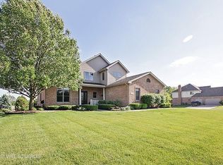 8536 Hotchkiss Dr, Frankfort, IL 60423