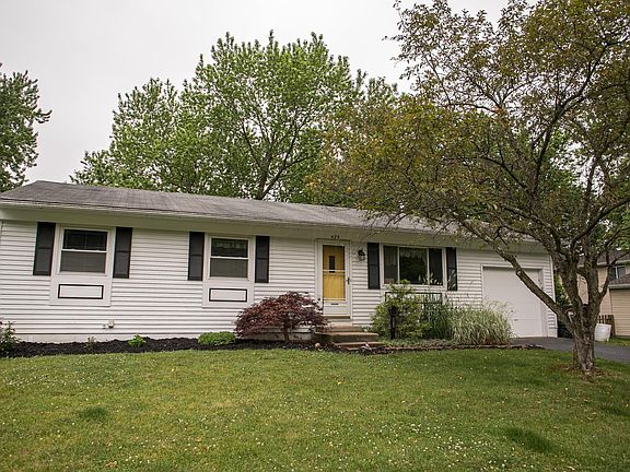 2nd image of 429 Sycamore Dr