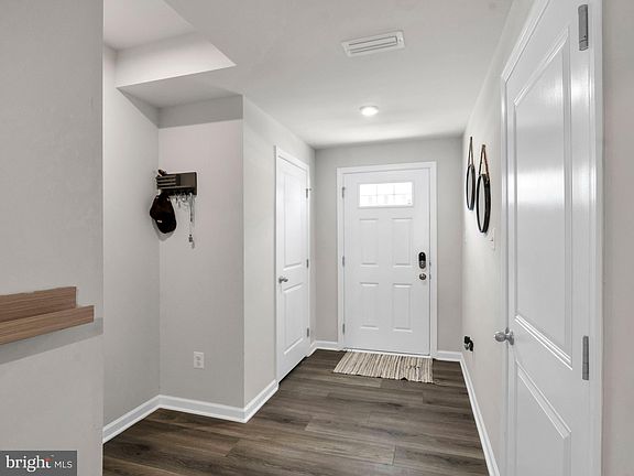 4th image of 7227 Potomac Ter