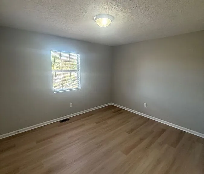31 Hurley St #10 — Photo 11