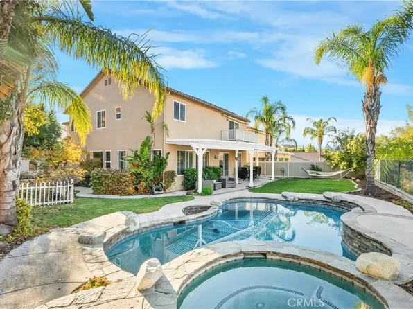 17155 Summit Hills Dr, Santa Clarita, CA 91387