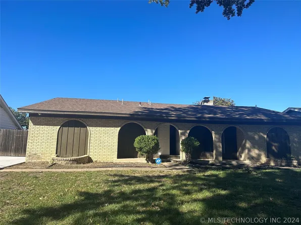 2011 E 52nd St S, Tulsa, OK 74105