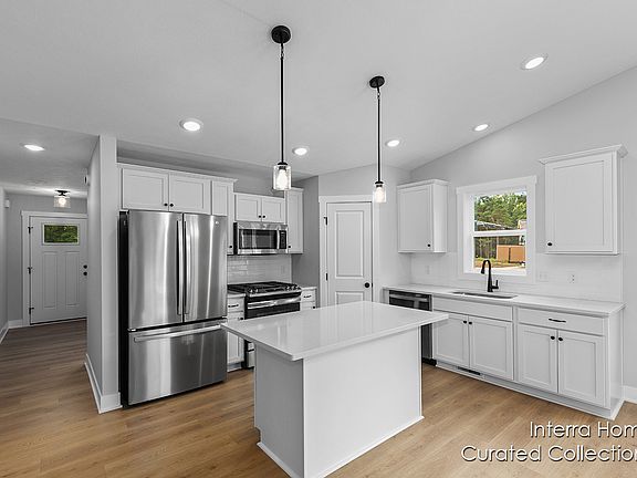 3rd image of 12351 Hawley Dr