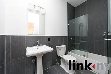 Rented by Link NY Realty