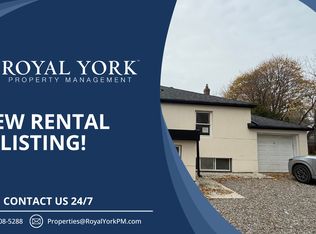 34 Touraine Ave #1, Toronto, ON M3H 1R2