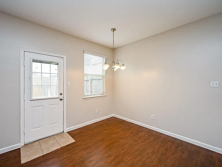 6127 Yorkglen Manor Ln — Photo 7