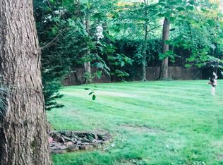 32 Titus Rd, Glen Cove, NY 11542