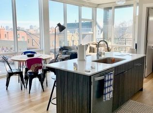 3334 N Southport Ave #X301, Chicago, IL 60657