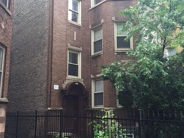 6417 N Bell Ave #1, Chicago, IL 60645