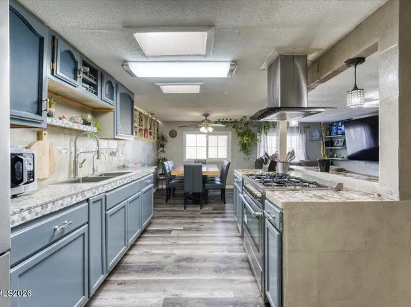 985 Villa Way, Fernley, NV 89408