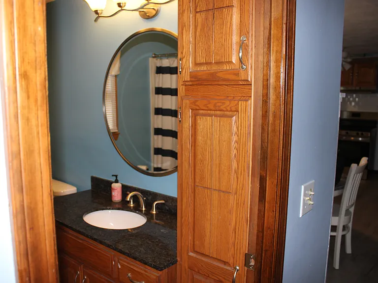 108 Lloyd Ave — Photo 11