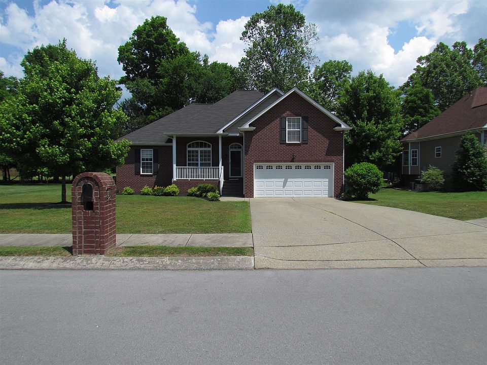 1st image of 3237 Brookwood Ln