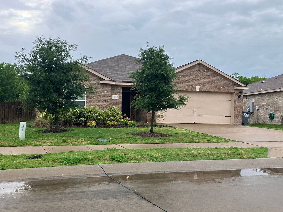 1st image of 222 Silver Leaf Dr