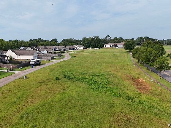3rd image of 0 Oak Park Dr