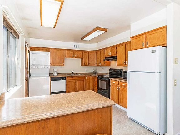 5th image of 1345 Oxford Ave