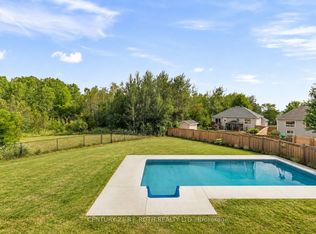 211 Roy Dr, Clearview, ON L0M1S0