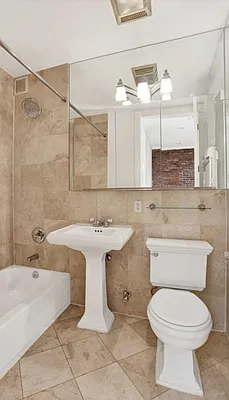 Rented by United Realty Group Unlimited | media 15