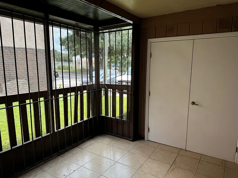 9017 Westchester Cir #D — Photo 10
