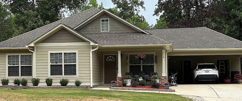 1st image of 398 Stillwaters Dr