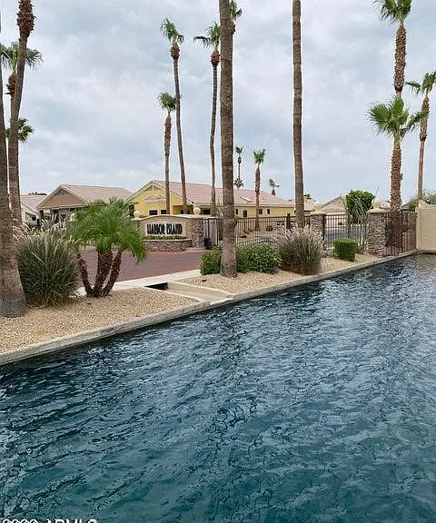 8972 W Lisbon Ln — Photo 11