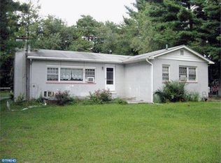 667 Lakehurst Rd, Browns Mills, NJ 08015