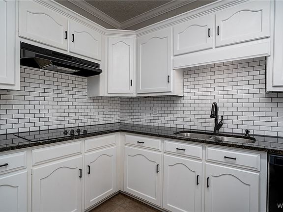 4th image of 8452 Snow Cir
