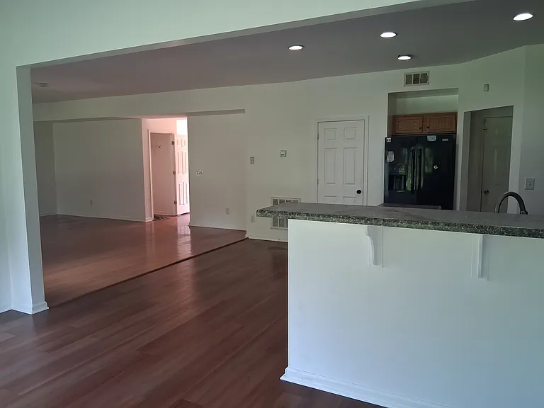4121 Alicia Ln — Photo 5