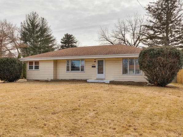 1010 Herold Ave, Des Moines, IA 50315