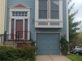 202 Occoquan Ter SW, Leesburg, VA 20175